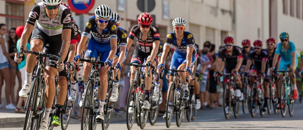 v-central-noy-azii-proydet-veloprobeg-po-marshrutu-shelkovogo-puti