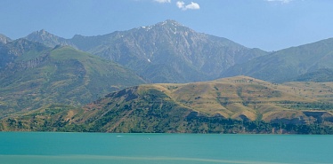 Эмин Агаларов построит новый курортный комплекс Sea Breeze Uzbekistan на берегу озера Чарвак в Узбекистане