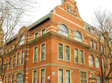 kak-postupit-v-city-st-george-s-university-of-london-programmy-trebovaniya-stipendii