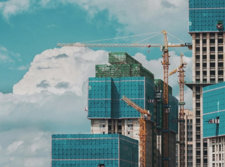 gollivudskiy-akter-stal-ambassadorom-novogo-developerskogo-proekta-v-tashkente