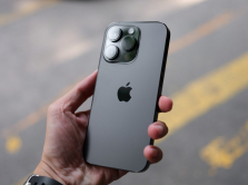 iphone-16-pro-i-pro-max-stanut-dlinnee-apple-uvelichit-sootnoshenie-storon-ekrana