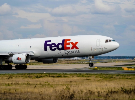 8-cargo-services-for-parcel-delivery-to-azerbaijan-from-anywhere-in-the-world