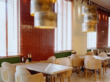 10-restoranov-v-astane-dlya-iftara-s-druz-yami-i-sem-ey