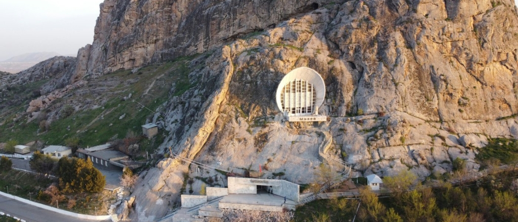 osh-in-one-day-where-to-go-and-what-to-see-in-the-southern-capital-of-kyrgyzstan