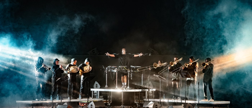 festival-park-live-almaty-anonsiroval-vtoruyu-volnu-artistov