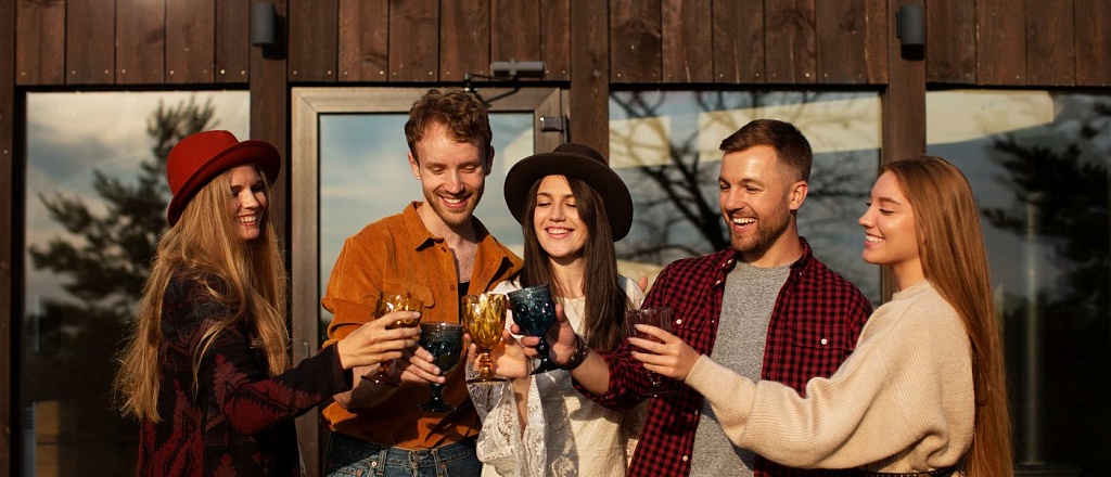 kuda-shodit-s-druz-yami-v-kostanae-10-mest-dlya-otdyha-i-vesel-ya