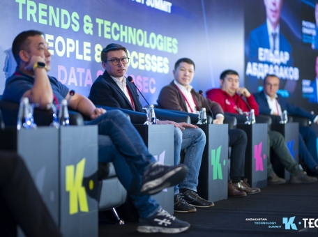 kak-cifrovye-pomoschniki-uzhe-transformiruyut-kompanii-v-centre-vnimaniya-na-kazakhstan-technology-summit-2025