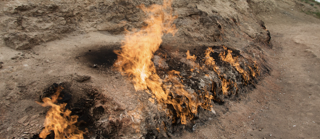 Апшеронский полуостров: Атешгях и Янардаг — маршрут на день из Баку