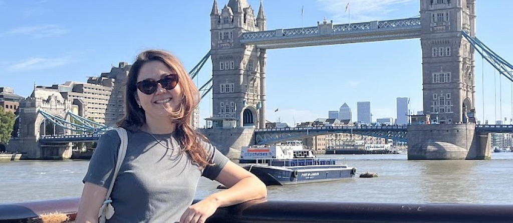 Как девушкам в STEM получить полную стипендию в лучшие вузы Великобритании