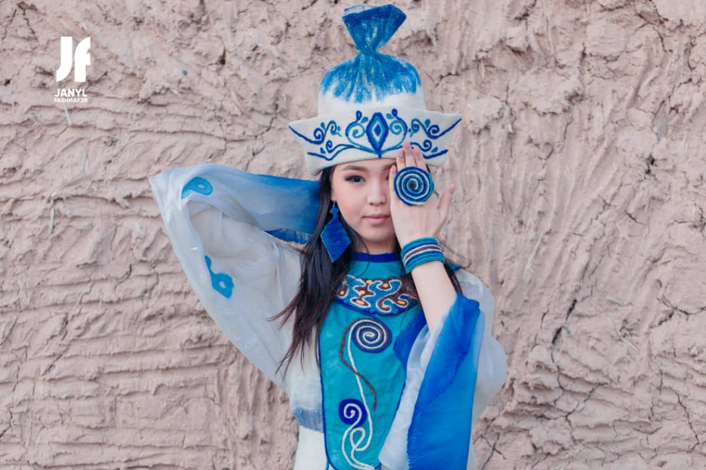 Успешные кыргызы о том, как зарабатывать на развитии традиционного ремесла