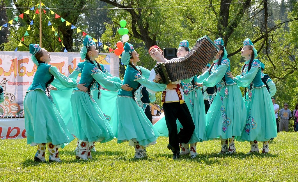 Все, что нужно знать о татарах в России и за рубежом: традиции, особенности, стереотипы