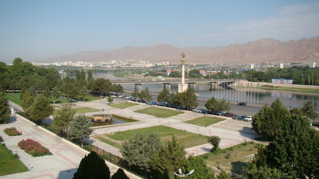 View_to_Khujand.jpg