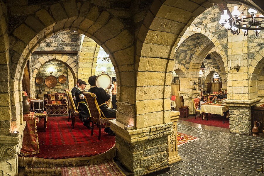 Ресторан Şirvanşah.jpg